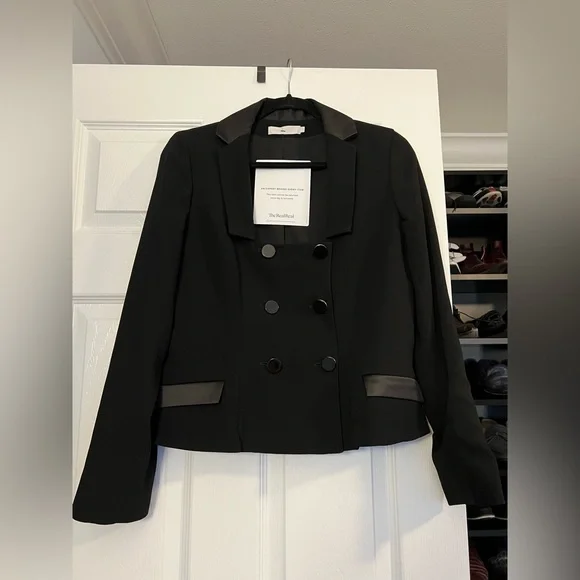 Sold - Picture 1 of 4